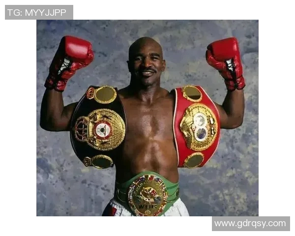 泰森与道格拉斯的巅峰对决揭示拳击历史的转折点与传奇故事